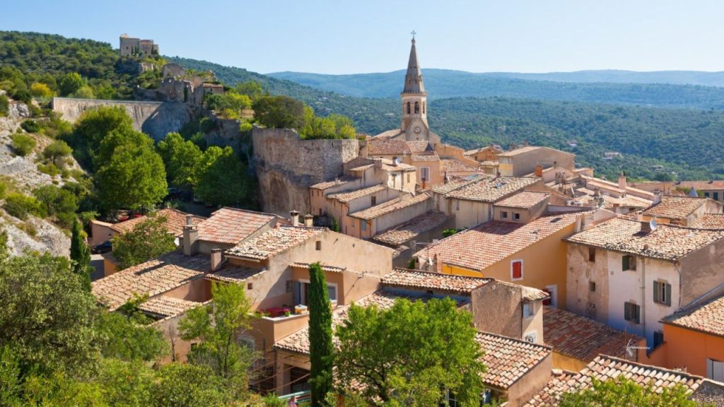 carpentras quartier chaud