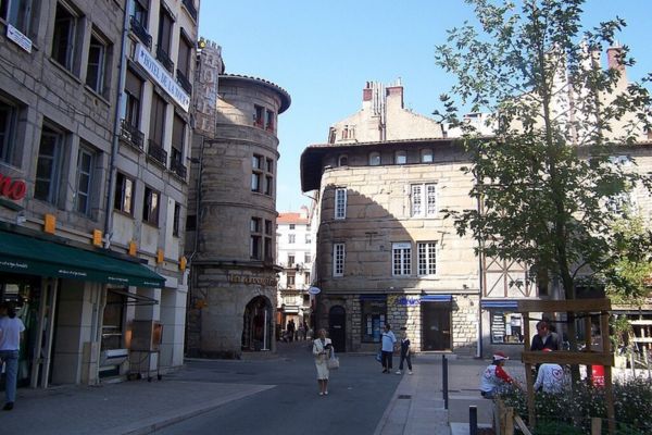 Saint-Étienne face à Lyon, une alternative crédible